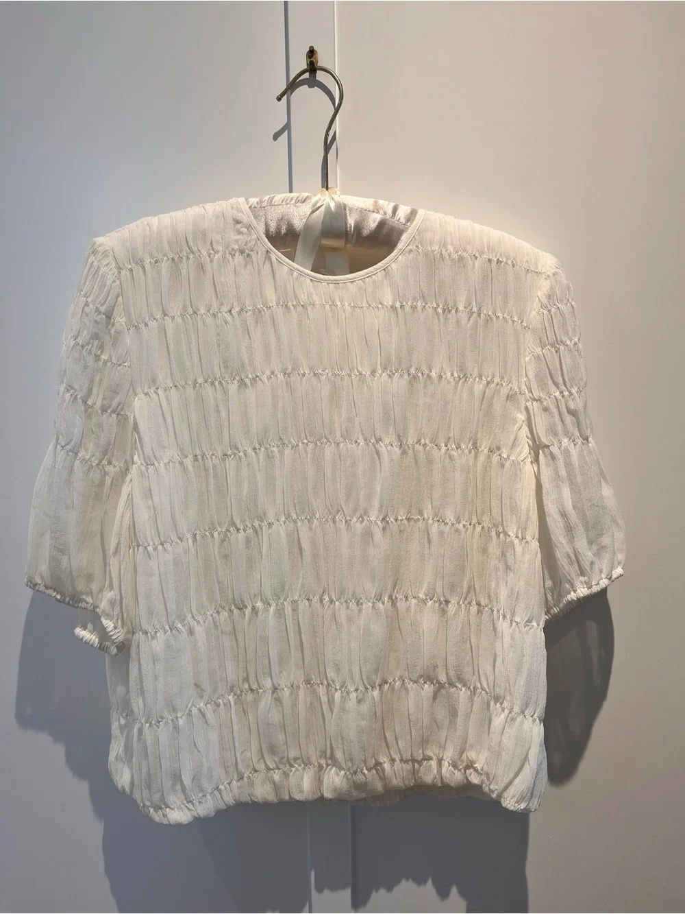 AYR White Smocked Short Sleeve Top size M never worn - Picture 2 of 5